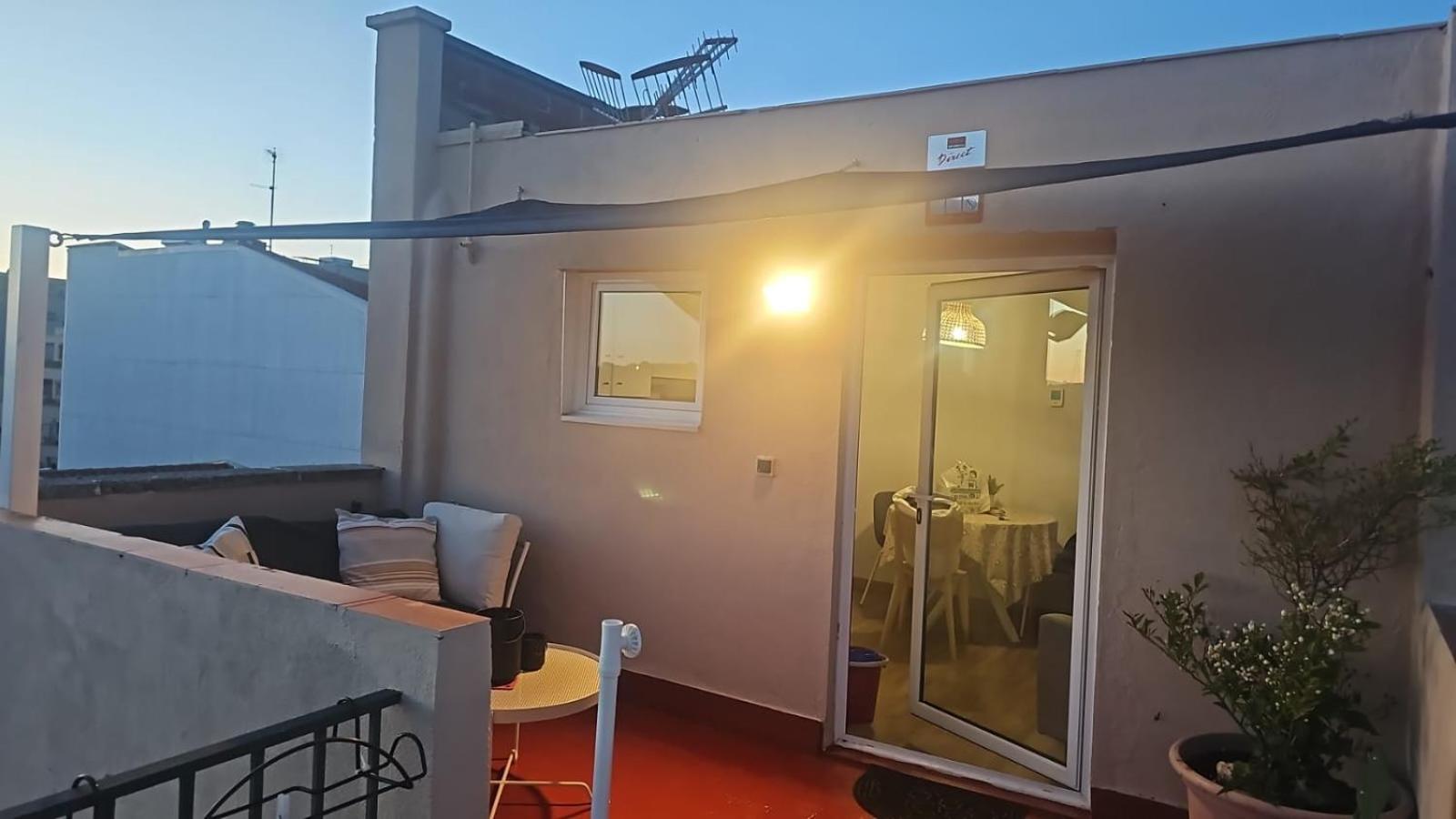 Atico Hygge & Art Space Terrassa Exterior photo
